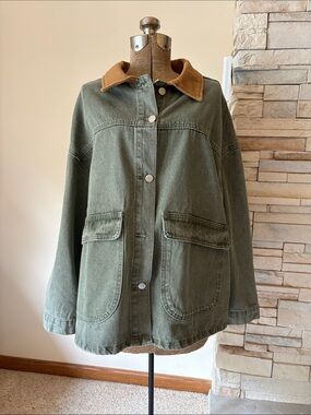 Women's Olive Barn Jacket with Tan Collar